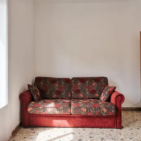 Apartment Cozy In With Free Parking *