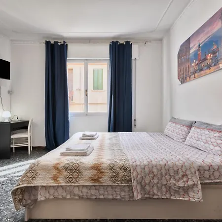 Cozy In With Free Parking Apartment *