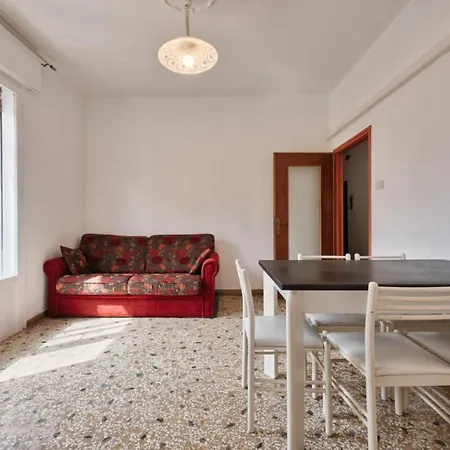 Cozy In With Free Parking Apartment Venice